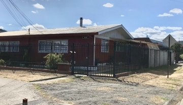Casa esquina en sector Estratégico de Pueblo Nuevo! 